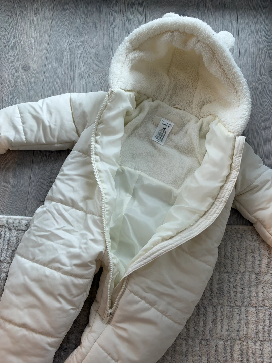 Carter's cream baby snowsuit 18 months - photo 2
