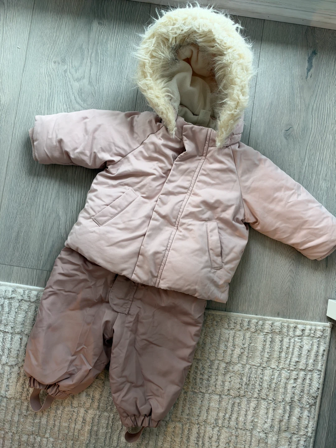 H&M baby snowsuit set, 4-6 months