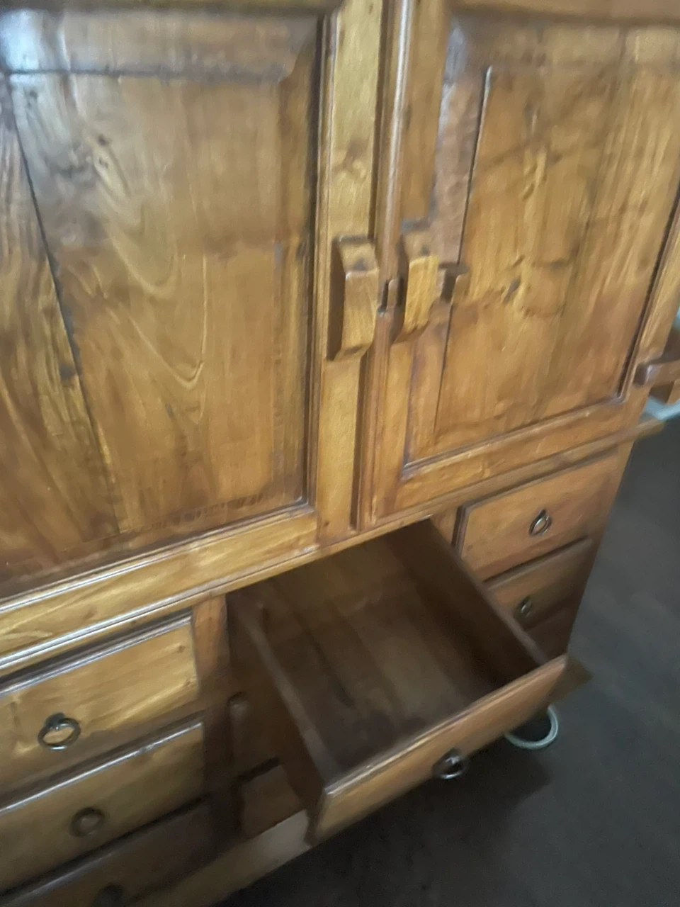 Rustic Teak armoire. Pick up upstairs bedroom - photo 2