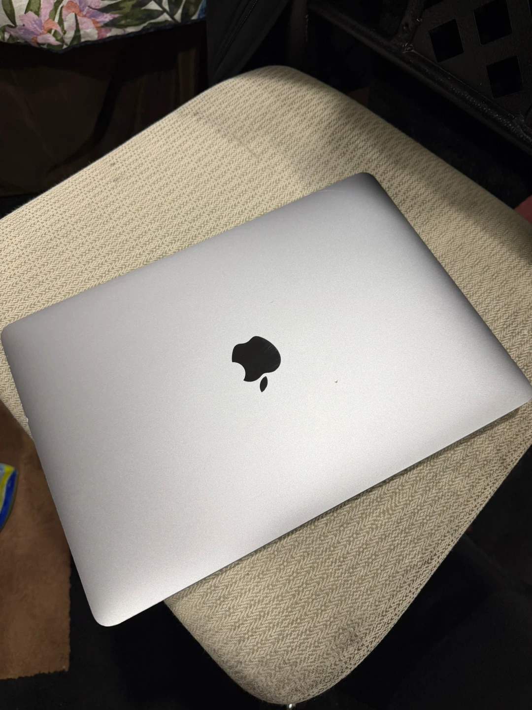 Apple MacBook Pro M1 2020 - 8GB RAM 256GB