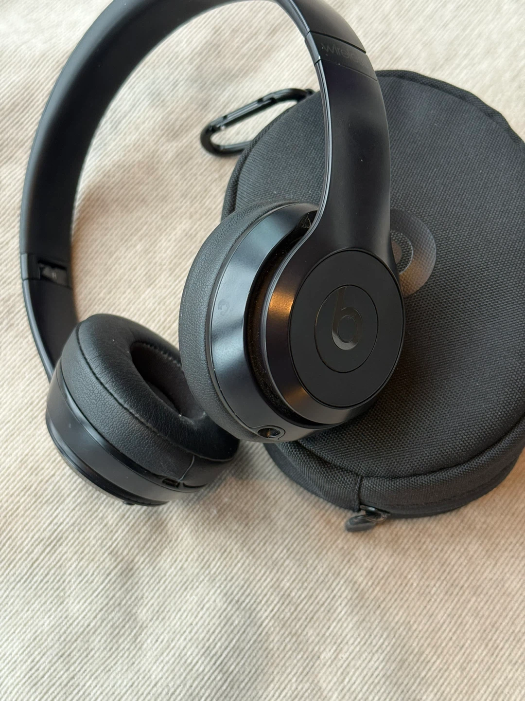 Beats Solo3 Wireless Headphones - photo 3