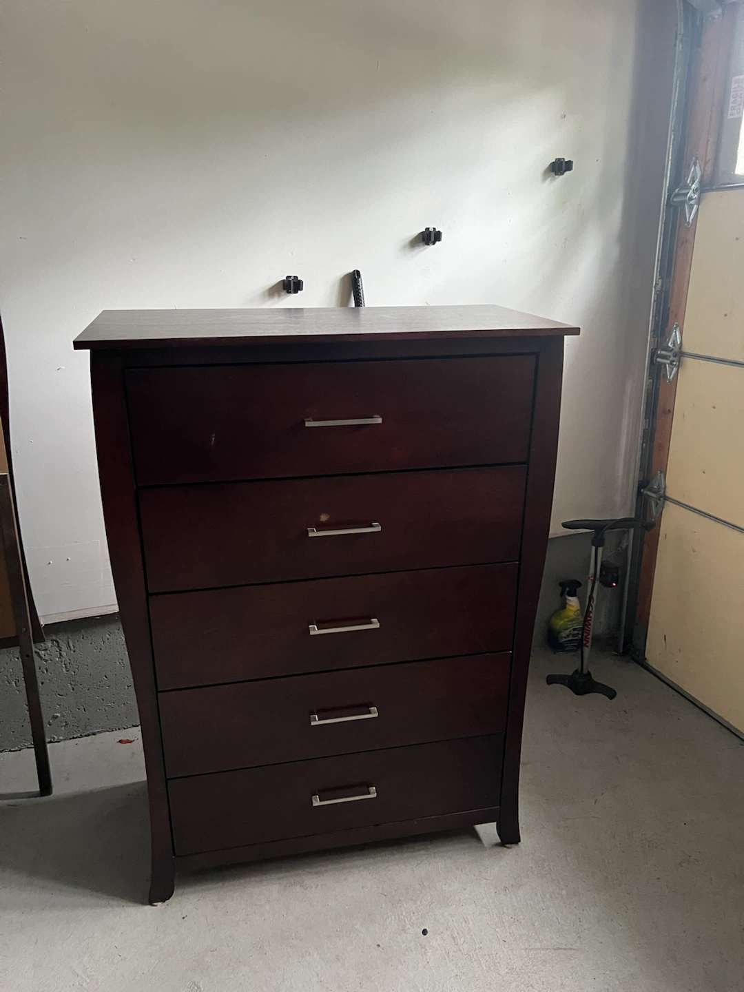 Dark Brown 5-Drawer Wooden Dresser