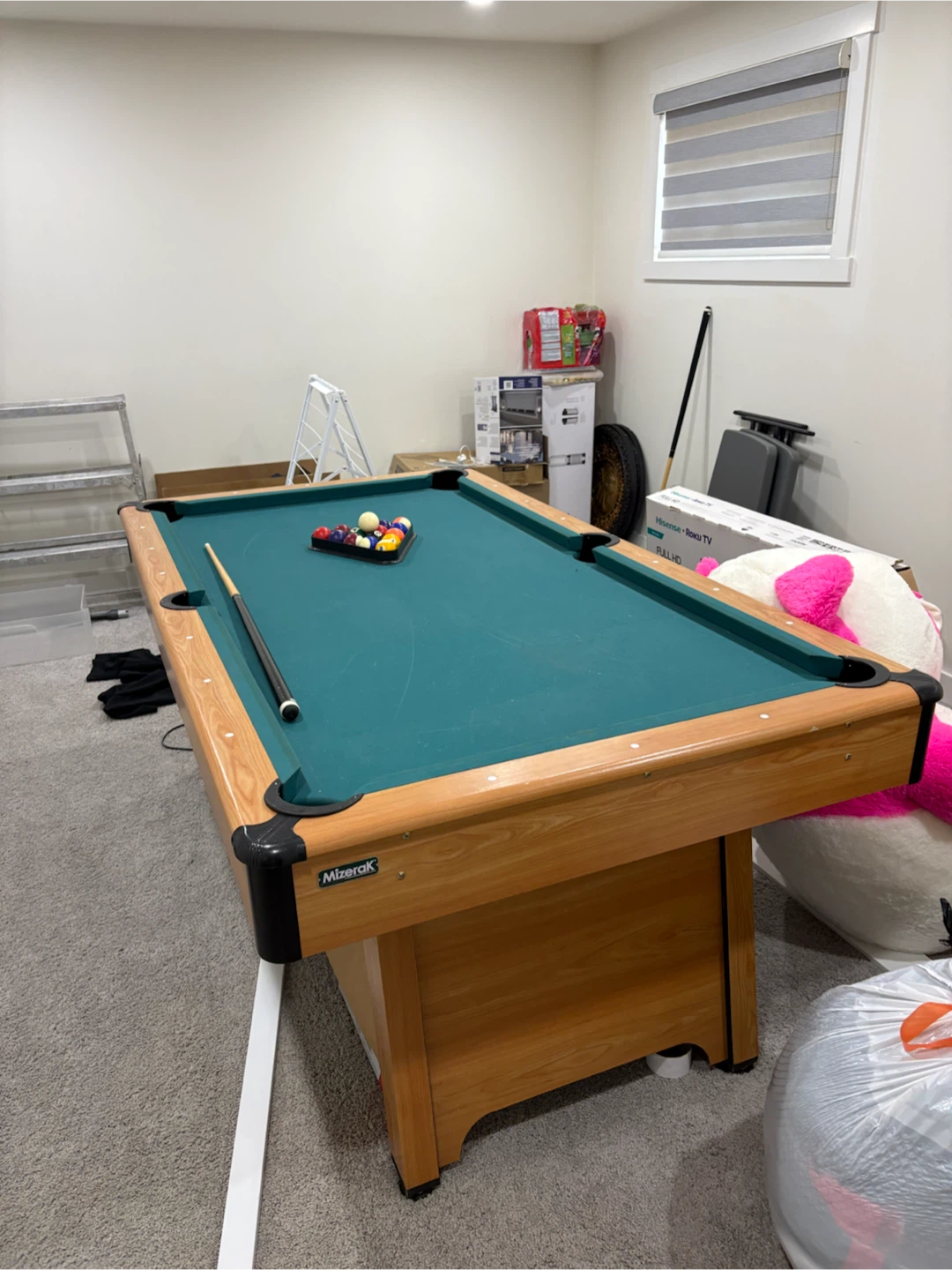 Mizerak Pool Table