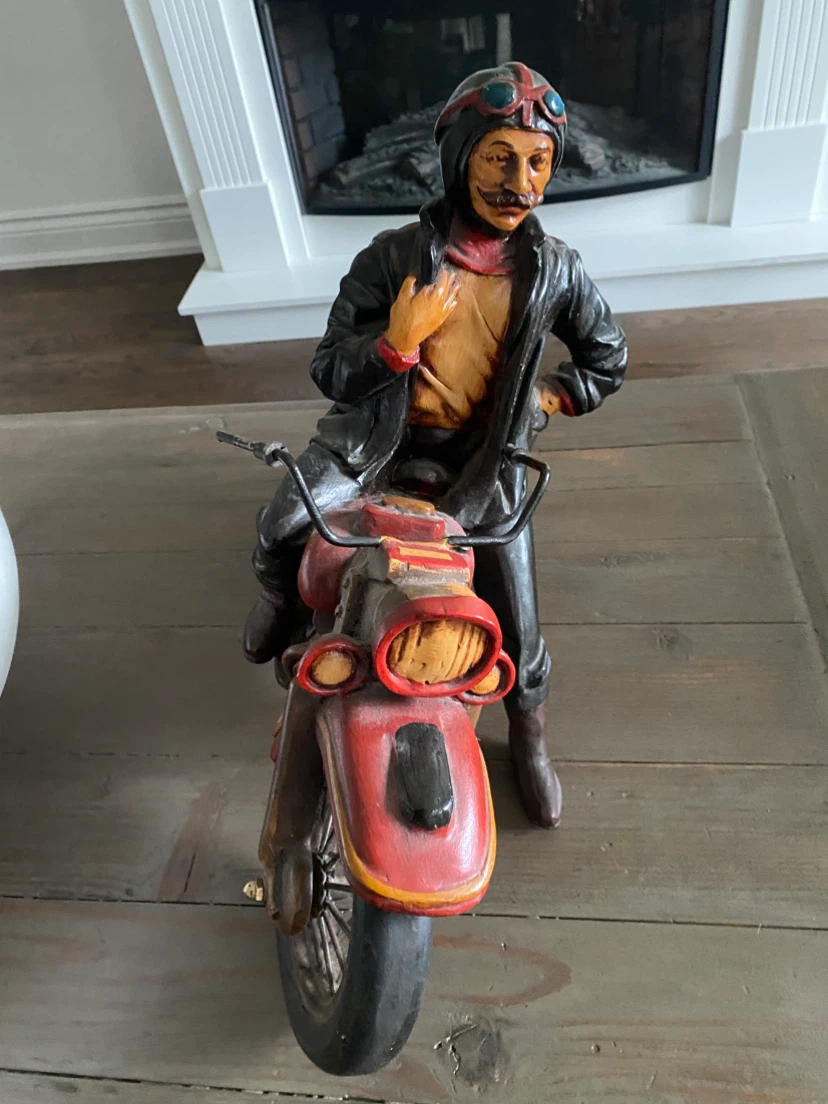Vintage-style resin motorcycle figurine - photo 4