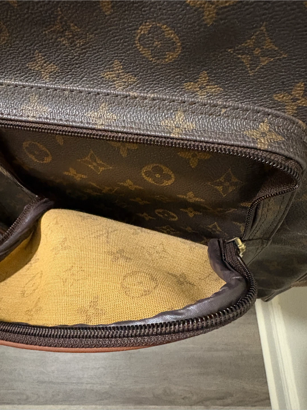 Vintage Louis Vuitton Monogram Garment Bag - photo 5