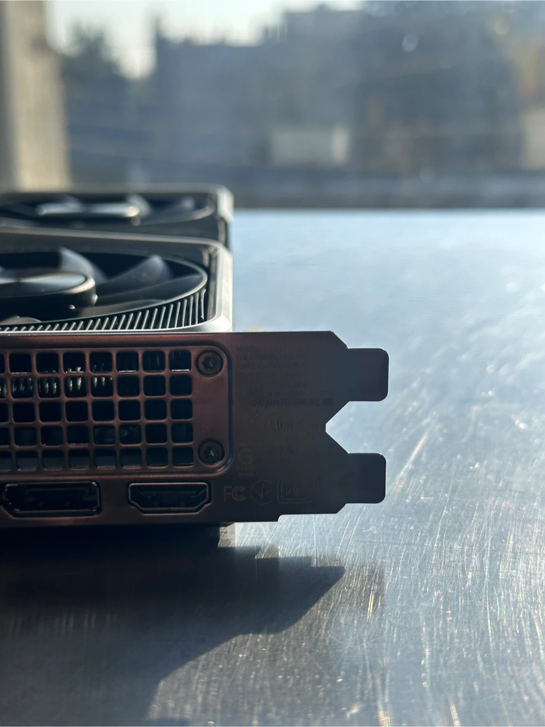 NVIDIA GeForce RTX 3060 Ti Founders Edition - photo 3