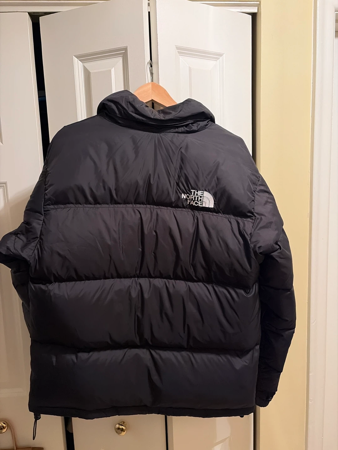 Like New The North Face Puffer Jacket - photo 3