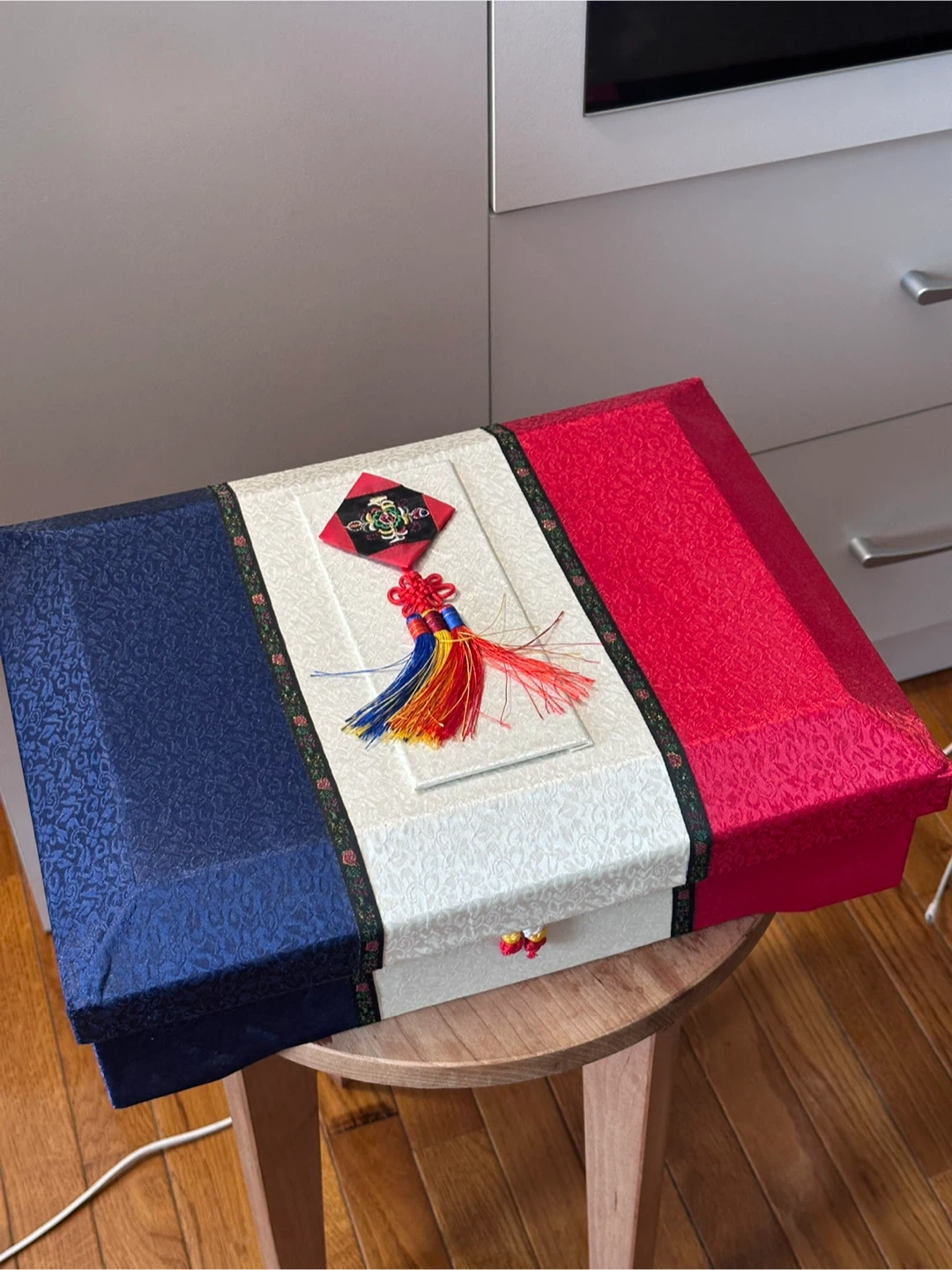 Traditional Korean Decorative Gift Box - photo 2