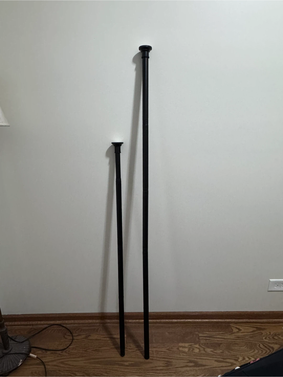 Black Tension Rod