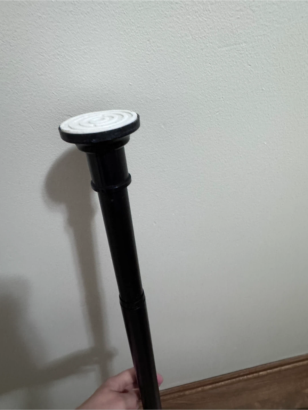 Black Tension Rod - photo 2