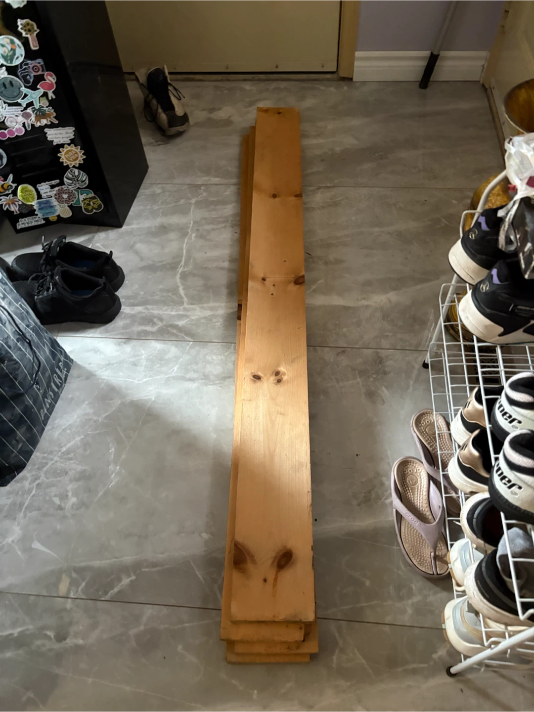 Unfinished Pine Wood Boards