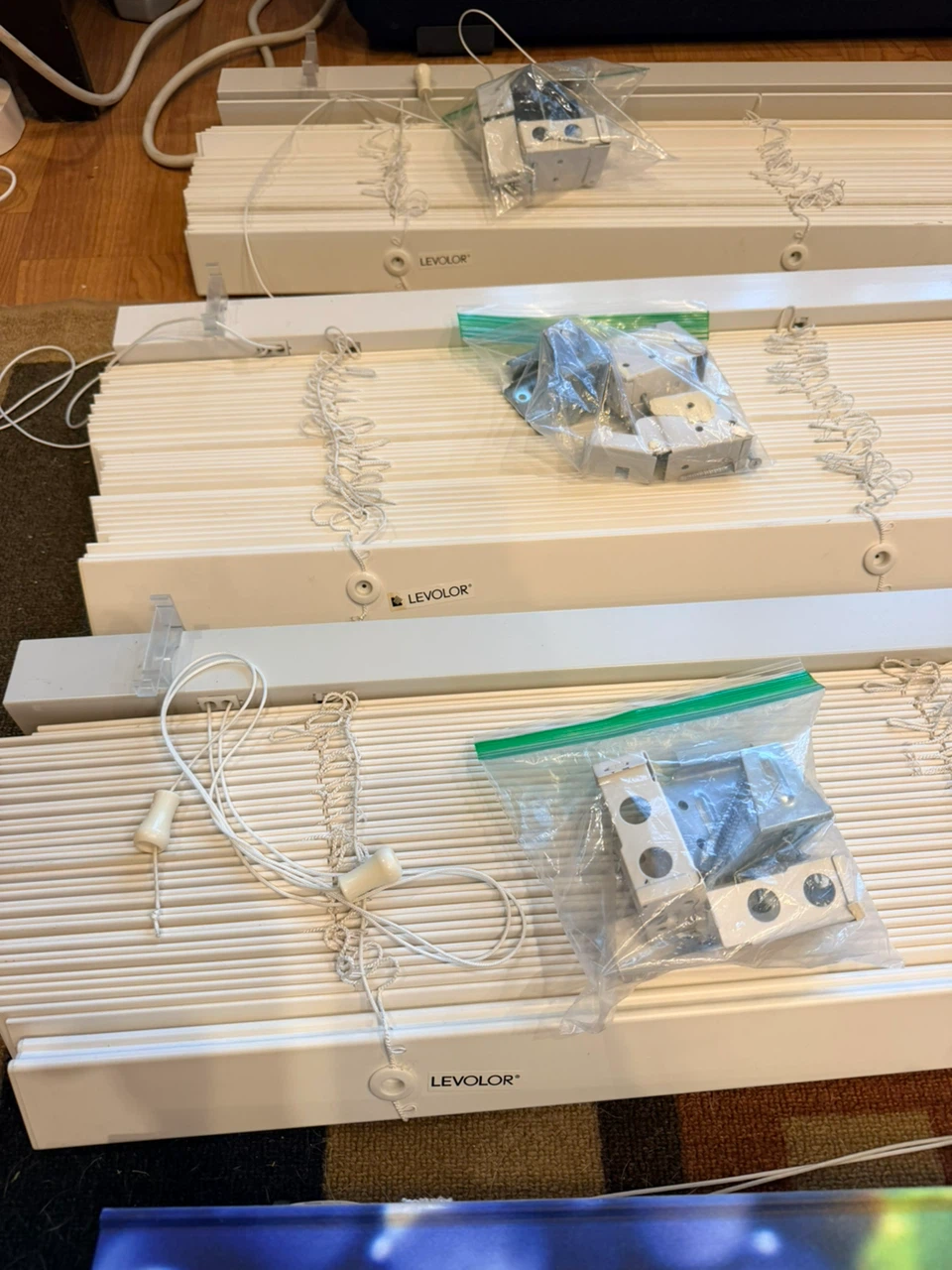 Levolor and 3 Day Blinds Window Blinds - photo 2