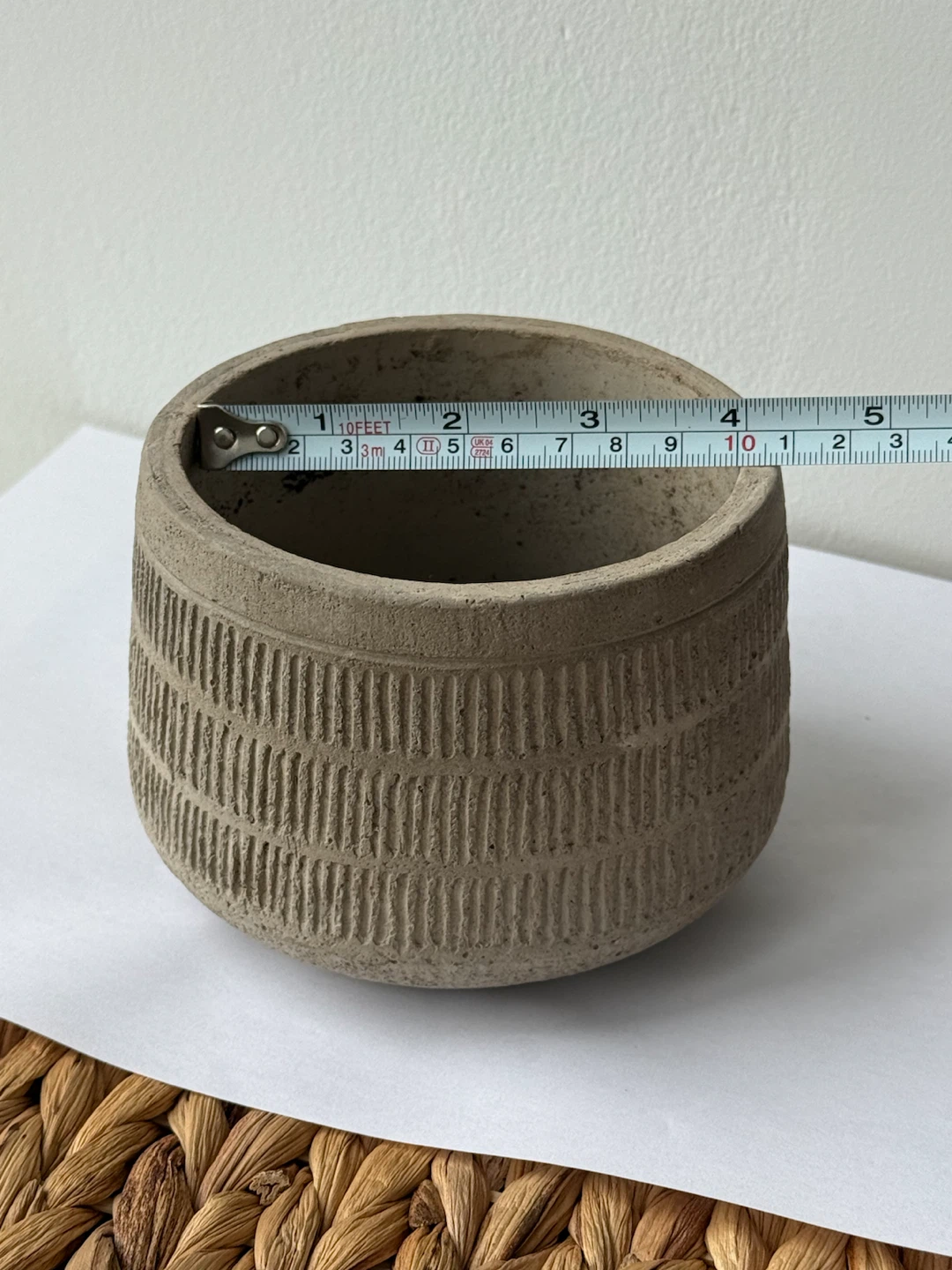 Planters: grey and brown. Concrete, Ceramic+Wood - photo 2