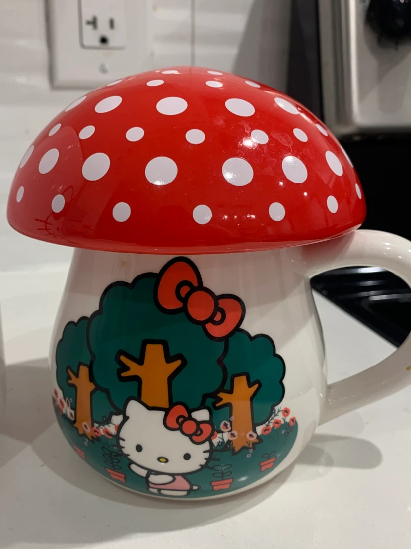 ❤️ Hello Kitty Mushroom Mug & Ceramic Xmas Jar ❤️ - photo 2