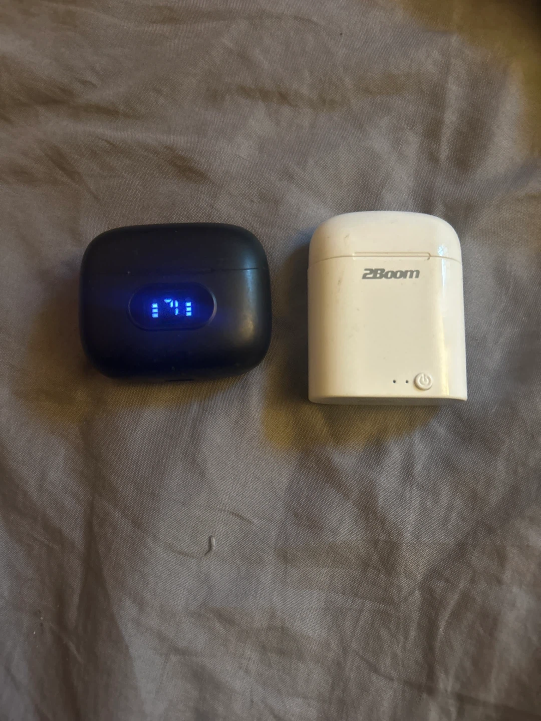 2Boom and Black Wireless Earbud Charging Cases