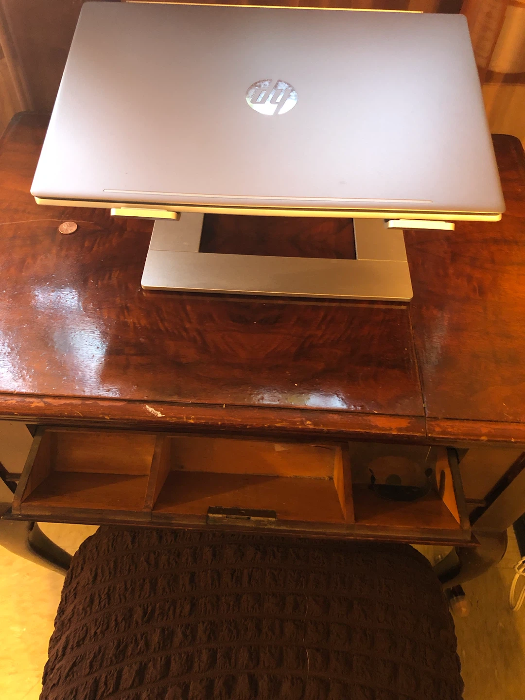 Vintage Wooden Sewing Machine TABLE ONLY - photo 5