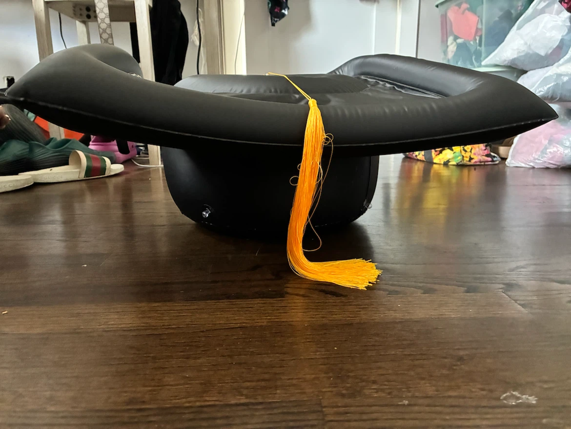 Inflatable Graduation Cap Decoration