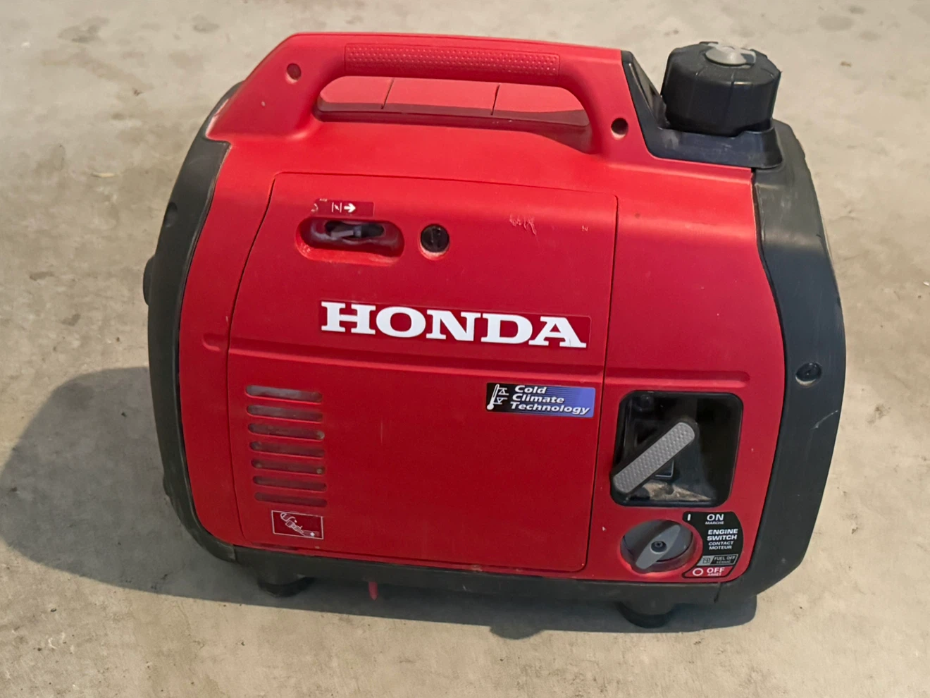 Honda EU2200i Inverter Generator - photo 2