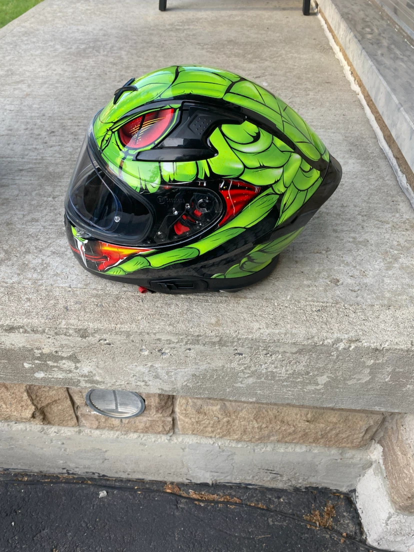 Motor cycle helmet - photo 2