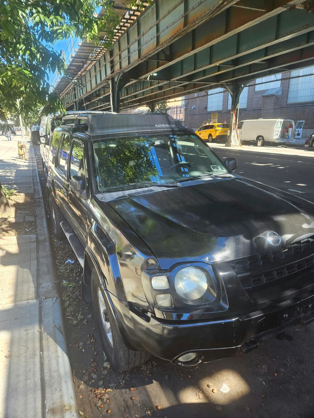 2004 NISSAN XTERRA - photo 2