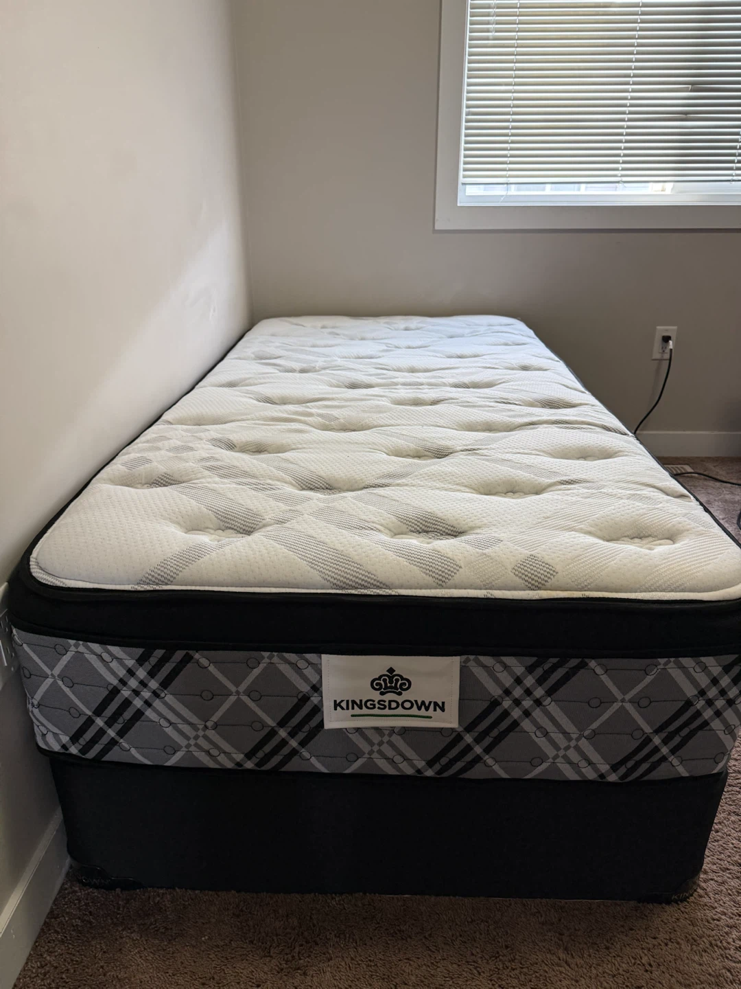 Kingsdown Mattress and Box - photo 2