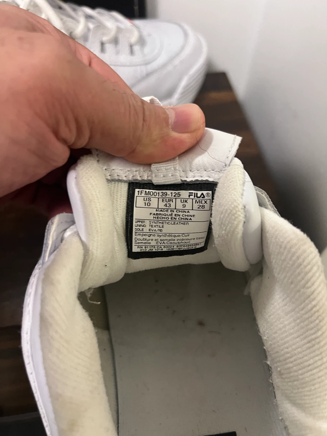 Fila White Sneakers Size 10 - photo 4