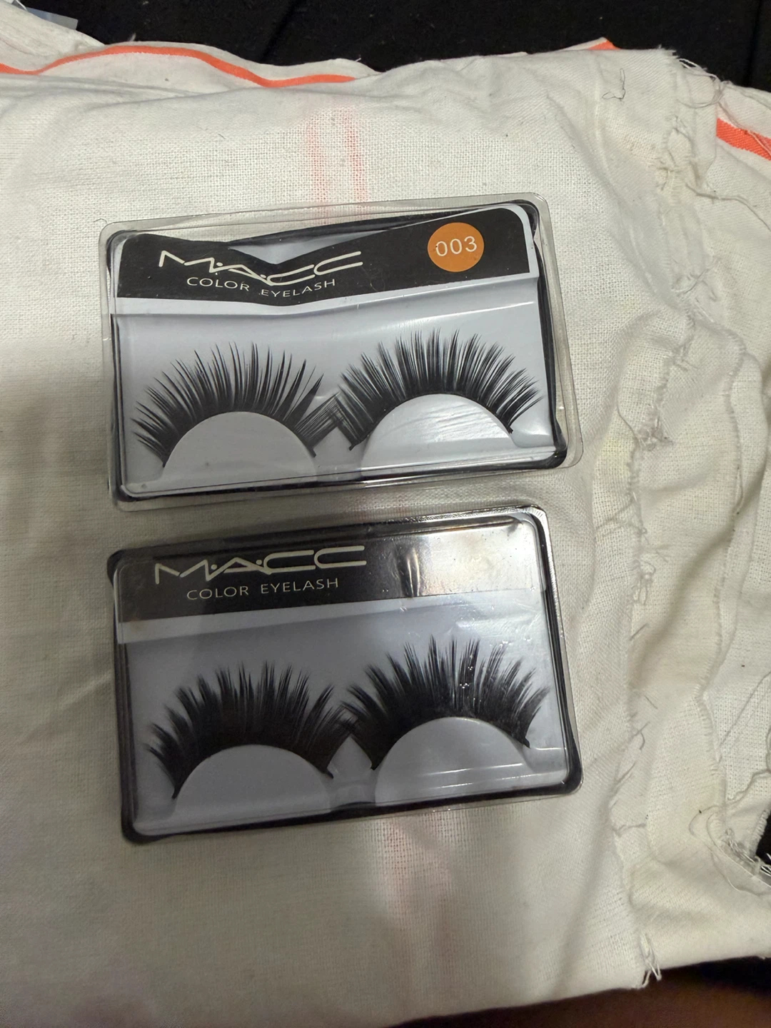 MACC Eyelashes and Swiss Beauty Brow Palette