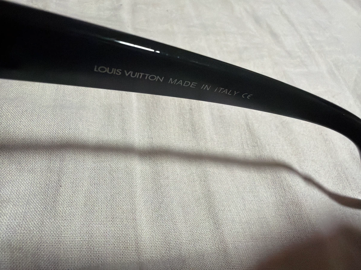 Louis Vuitton Sunglasses - photo 4