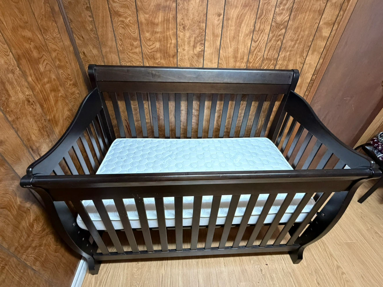 Dark Brown Wooden Baby Crib - photo 3