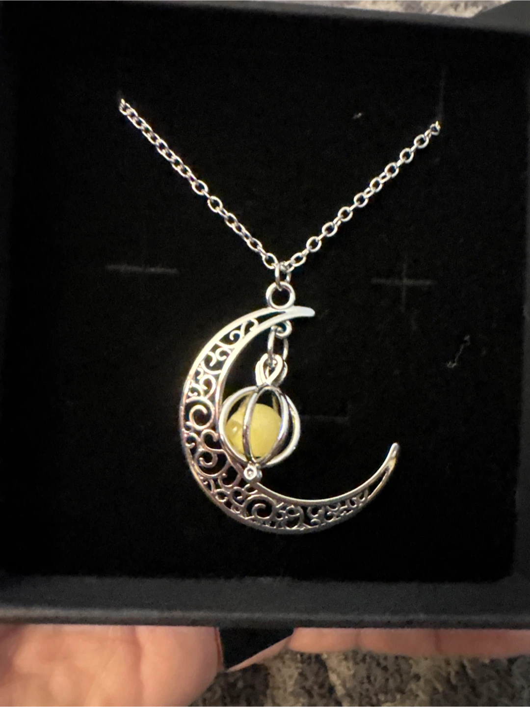 Twinkling Tree Crescent Moon Cage Necklace - photo 3