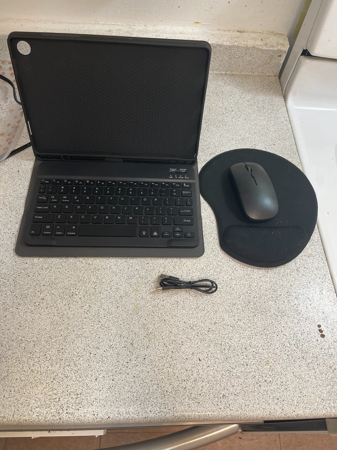 Black Tablet Keyboard Case and Wireless Mouse Set - photo 2