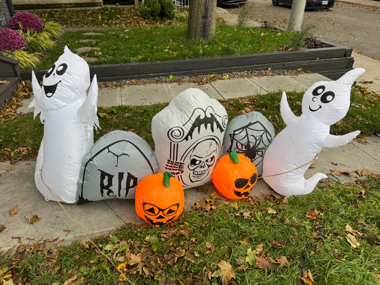 Inflatable Halloween Yard Decoration Set