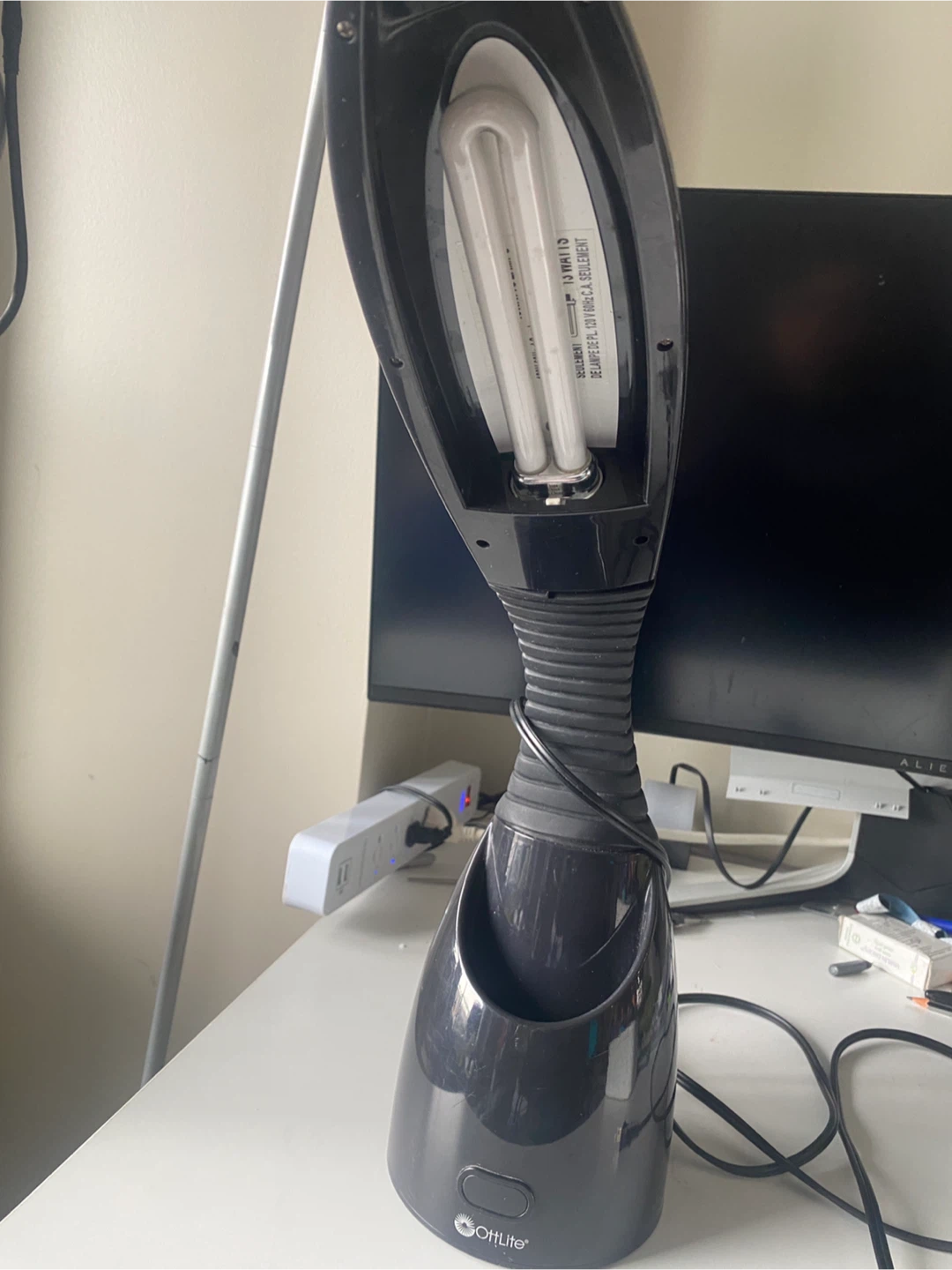 OttLite Desk Lamp - photo 2