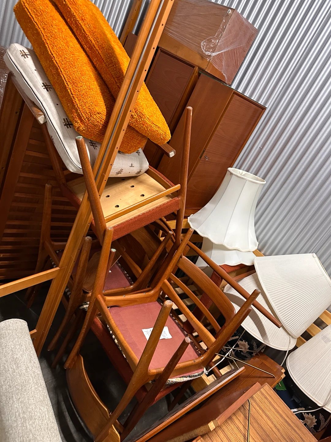 MASSIVE MID-CENTURY MODERN & VINTAGE FURNITURE SALE - photo 3