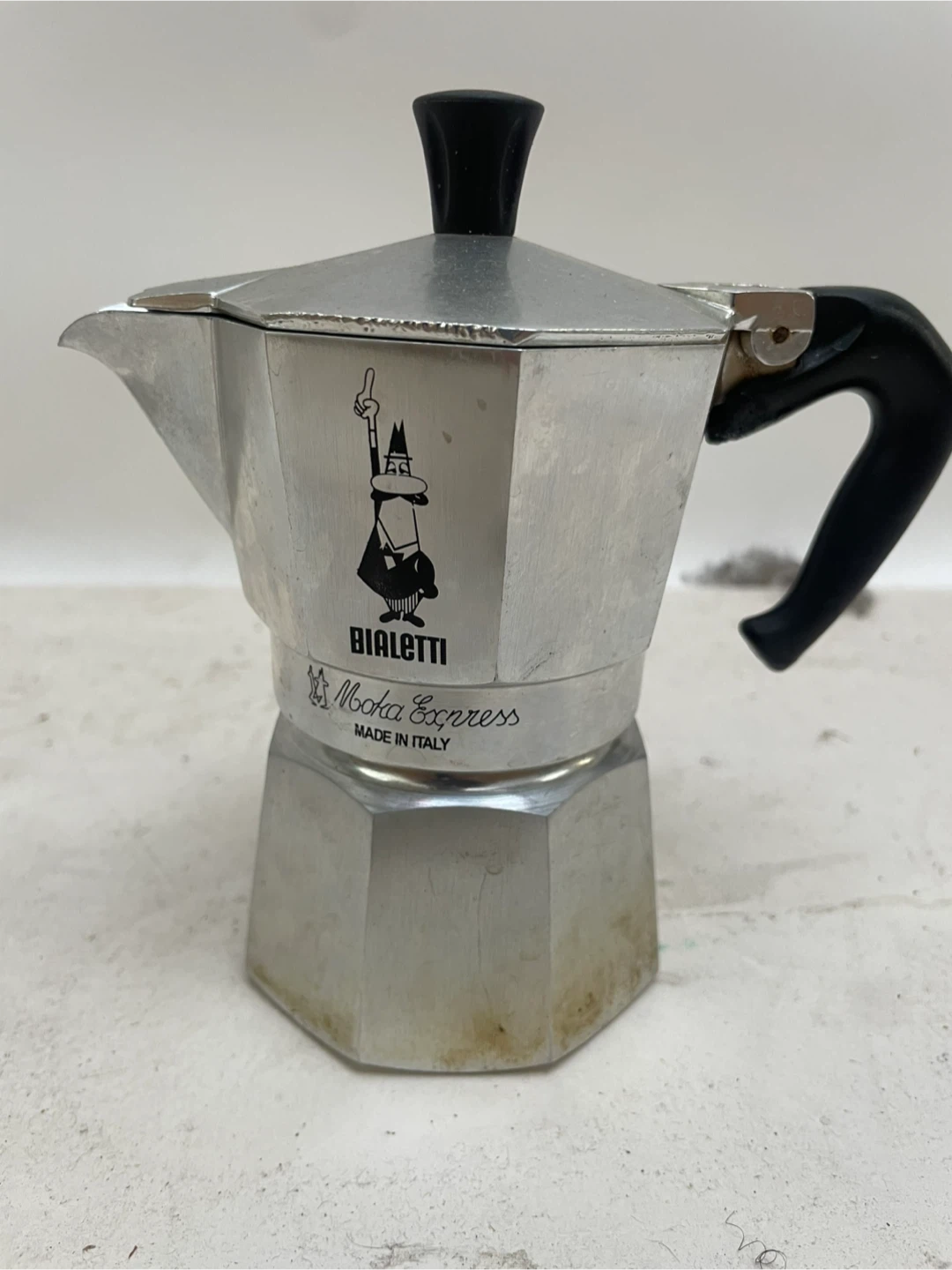 Bialetti Moka Express Stovetop Espresso Maker
