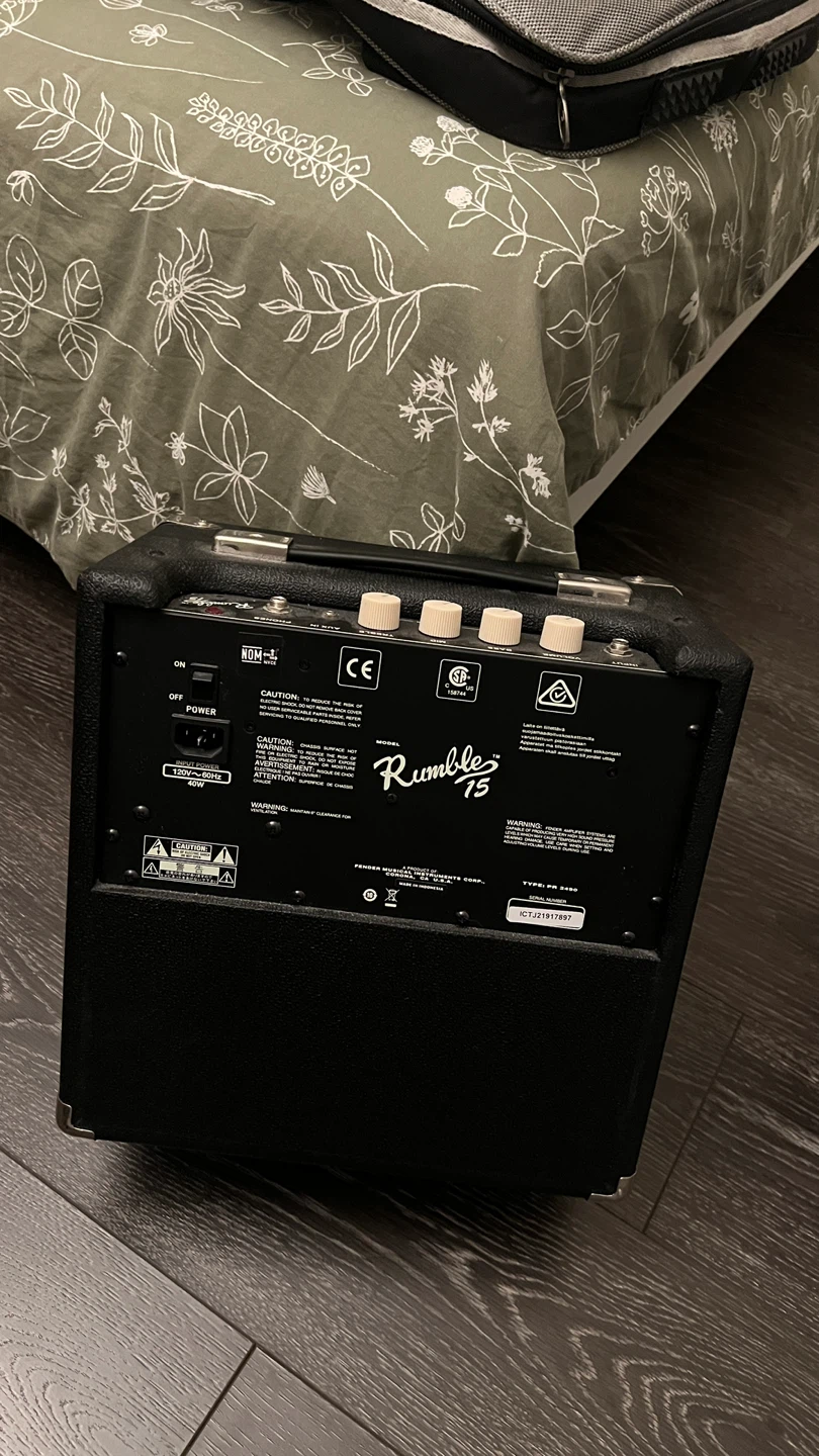 Fender Rumble 15 Bass Amplifier - photo 3