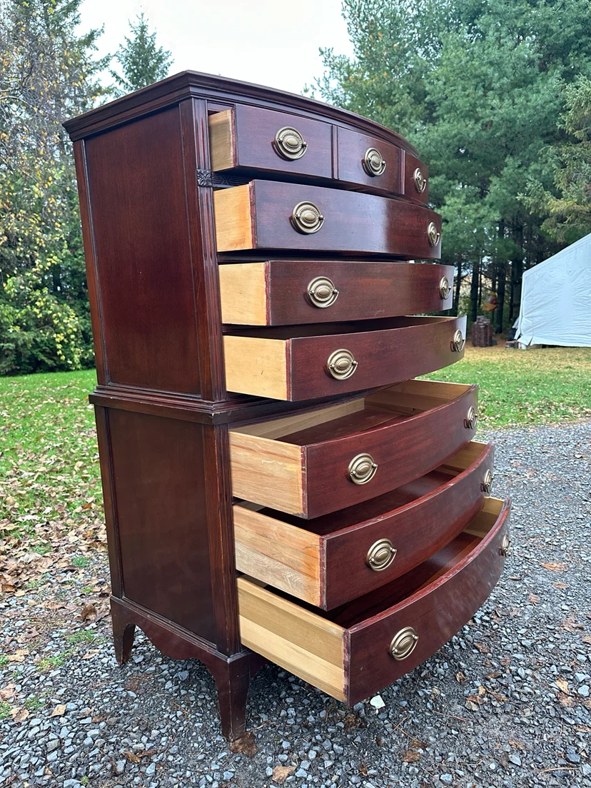 Vintage Mahogany Hepplewhite Tall Dresser (CAN DELIVER) - photo 5