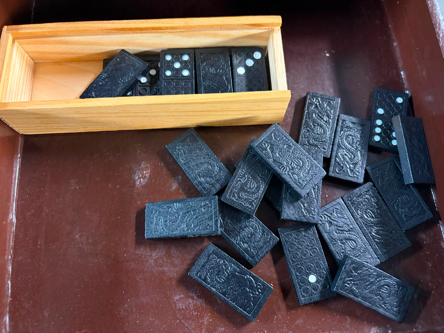 Hand-Painted Domino Set with Decorative Storage Table - photo 4