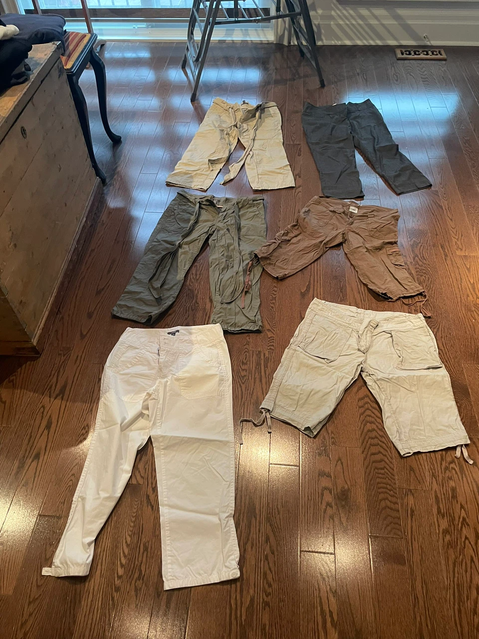 Lot of 6 Women's Pants and Capris - photo 2