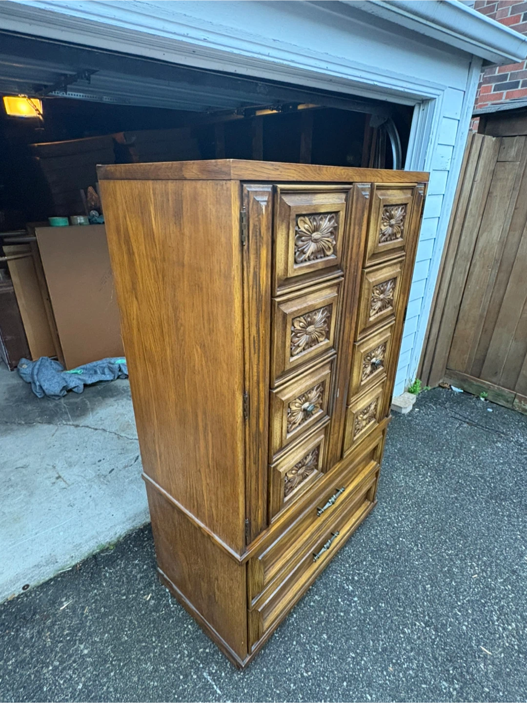 Free delivery used Vintage Armoire with Carved Floral Details - photo 4
