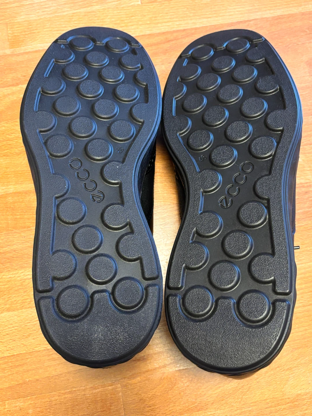 Ecco S-Lite Hybrid Black Leather Shoes - Size 46 - photo 4