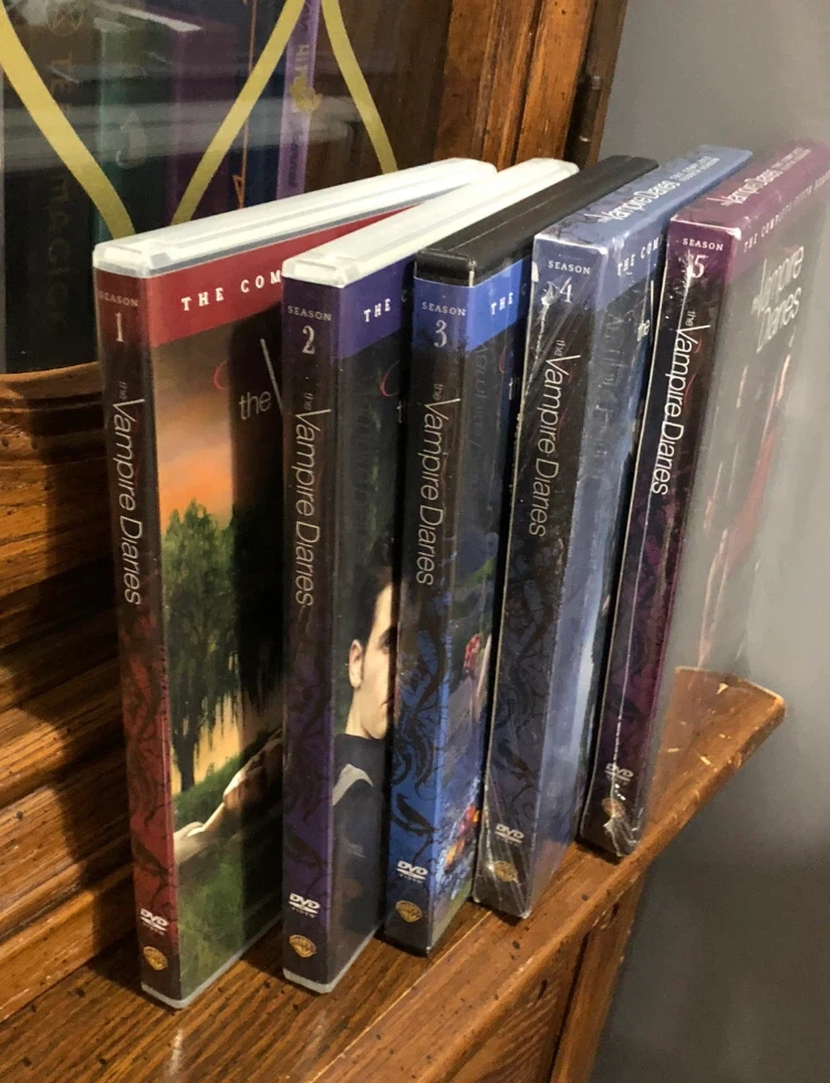 *Price Firm* The Vampire Diaries Seasons 1-5 on DVD