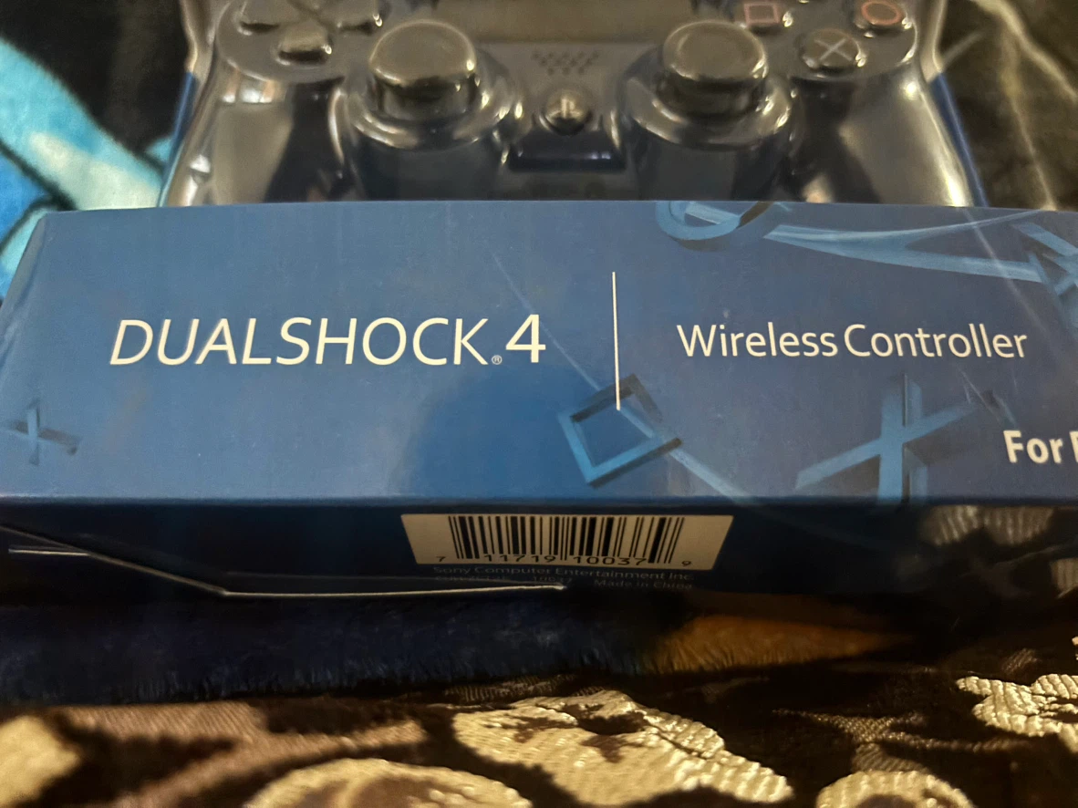 Sony DualShock 4 Wireless Controller - photo 4