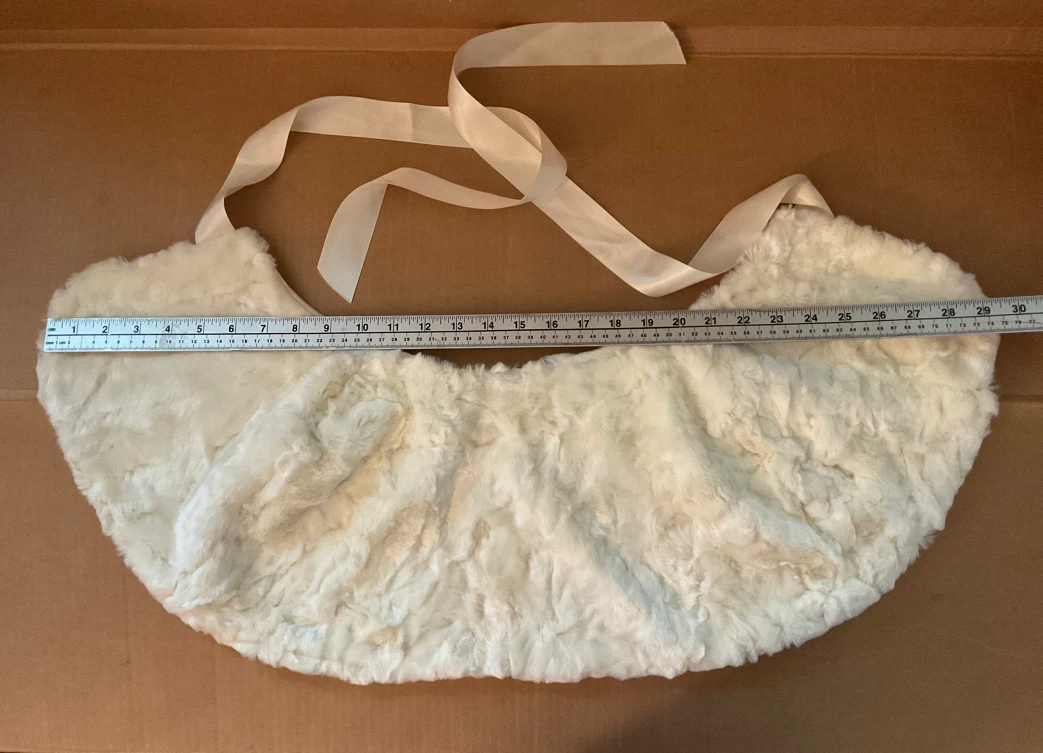Vintage White Faux Fur Capelet / Bridal Shoulder Wrap - photo 3