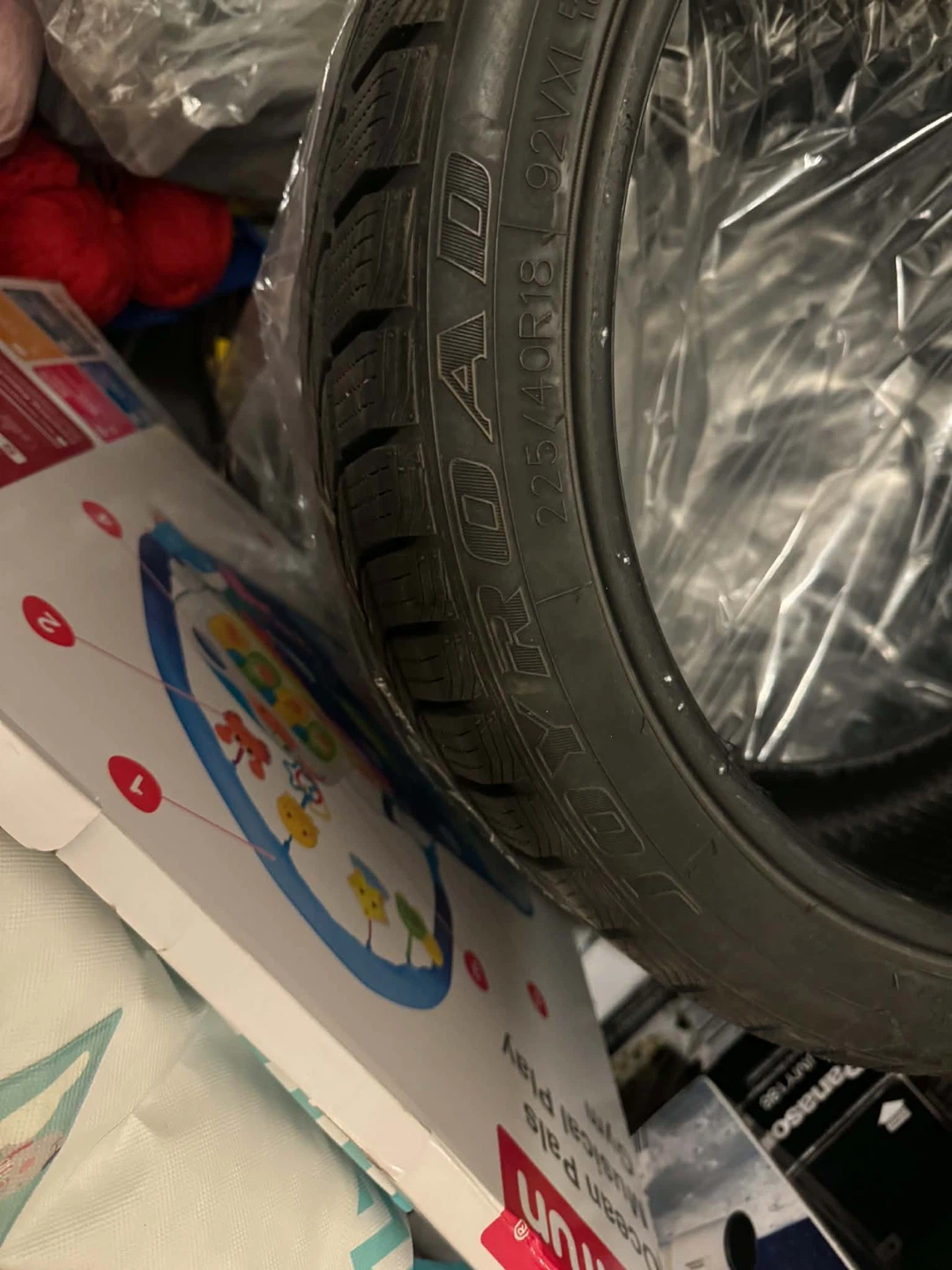 Set of 4 winter Tires 225/40R18 - photo 2