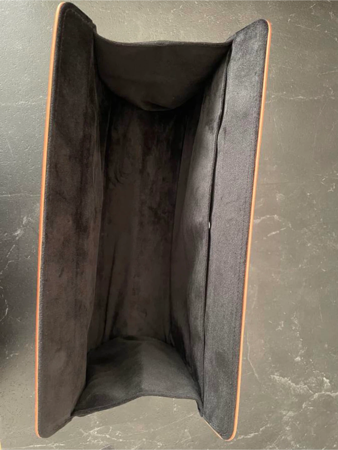 Dyson Presentation Case - photo 2