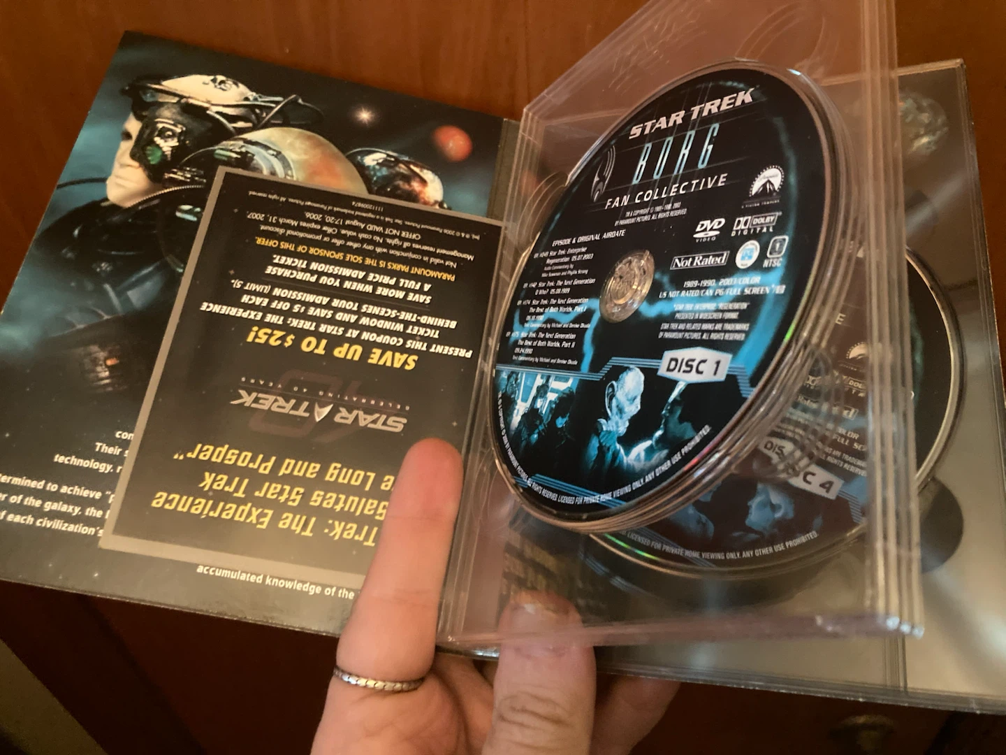Star Trek Fan Collection: Borg (DVD) - photo 4