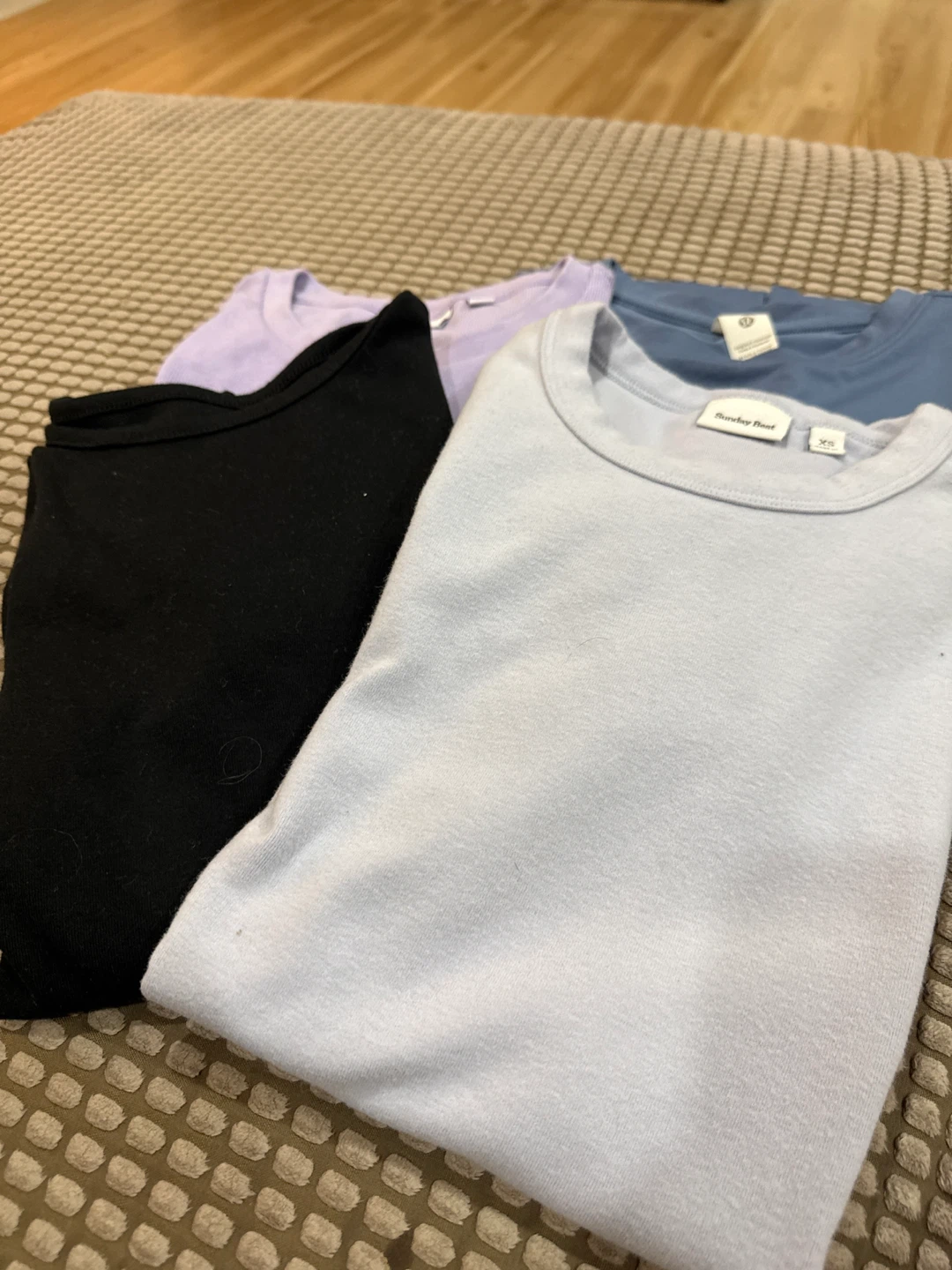 Assorted T-Shirts - Lululemon, Sunday Best, Art Class - photo 3