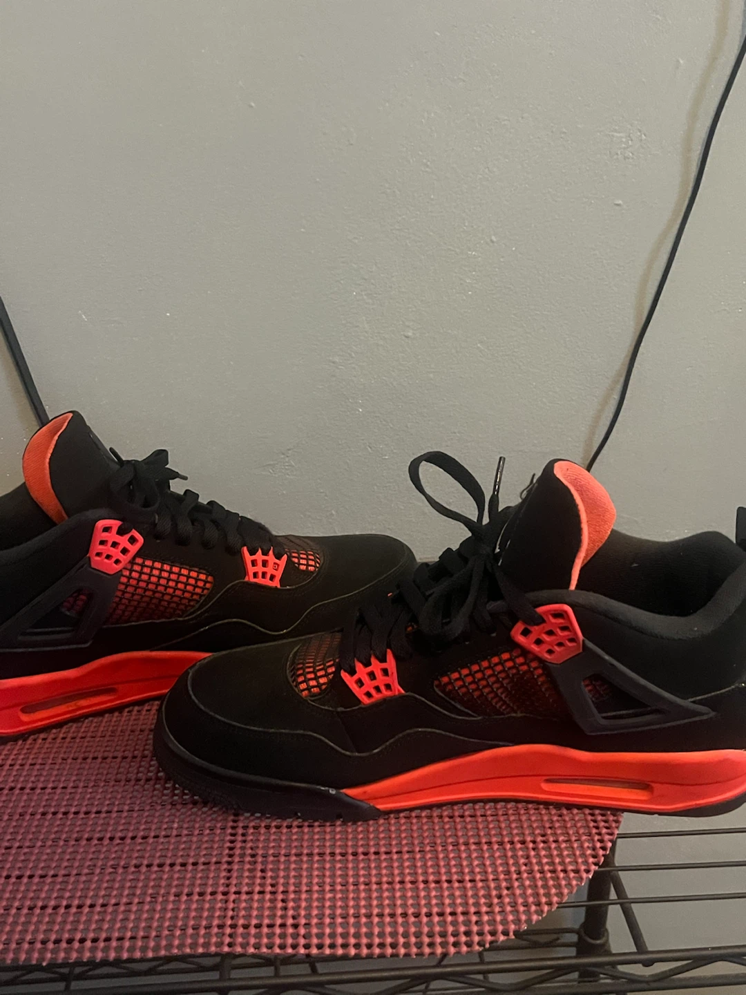 Air Jordan 4 Retro Red Thunder Size 12 - photo 4