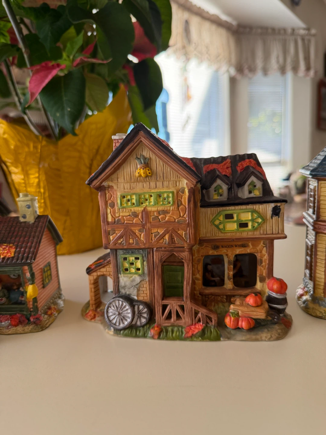 Set of 6 Miniature Autumn Harvest Village Buildings - photo 3
